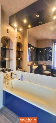 Maison bourgeoise de 1927 sur terrain de 6354m² Garages indépendants