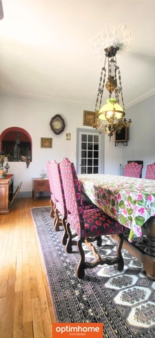 Maison bourgeoise de 1927 sur terrain de 6354m² Garages indépendants