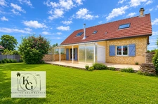 Maison individuelle 129m2- 3 chambres- Double Garage- Parcelle de 9 ares