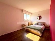 Appartement à vendre 4 pièces 2/3 Chambres LE PLESSIS BOUCHARD (95) place de parking et cave
