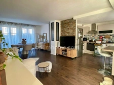 Maison, 6 pièces 4 chambres, 2 salles d’eau, jardin, terrasse, 2 places de parking LE PLESSIS BOUCHARD (95)