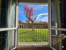 Appartement 4 pièces, à vendre VILLEJUIF (94) avec une place de PARKING, séjour exposé plein SUD