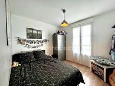 Maison à vendre 5 pièces, 4 Chambres, 2 Salles de bain, jardin, terrasse, garage.