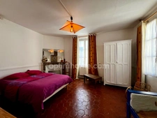 MAISON/CHAMBRES D’HOTES/GITE AVEC JARDIN + 2 PARKING