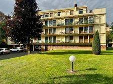 À vendre 3 pièces, le Plessis-Bouchard, 2 Chambres, balcon, cave, proche gare.