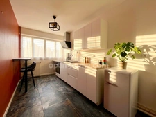 Appartement à vendre 4 pièces 2/3 Chambres LE PLESSIS BOUCHARD (95) place de parking et cave