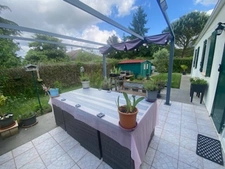 L'ORBRIE AU CALME MAISON FAMILLIALE SPACIAUSE TOUT CONFORT AVEC JARDIN DEPENDANCE ET GARAGE CLOS