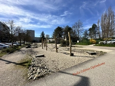 DIJON LAC - RESIDENCE de 4 ETAGES, DPE C, 4 PIECES 84 m², BALCON 6 m², CHAUFFAGE URBAIN, PARKING SOUS-SOL, GRANDE CAVE 