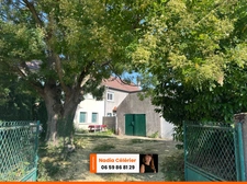 Maison type Longère – Bourg historique de Saint-Apollinaire – Charme & Potentiel 120 m² habitables – 7 pièces – 4 chambres – Terrain arboré avec dépendances