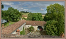 Dpt Lot et Garonne (47), à vendre proche d'AGEN proprieté P10 de 400 m² - Terrain de 11,00 Ha 