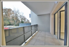 Dpt Gironde (33), à louer VILLENAVE D'ORNON appartement T3 de 78,51 m²  - Plain pied- 2 Places de parking
