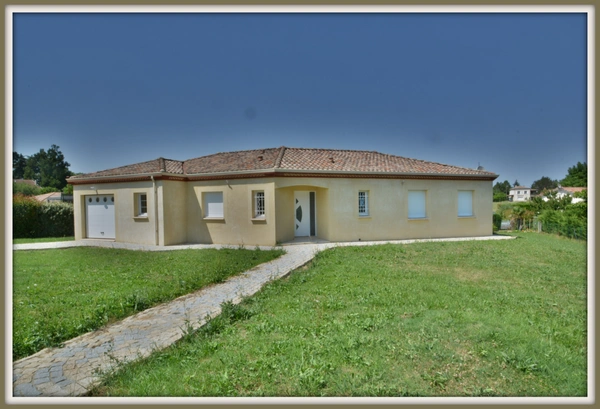 Maison à vendre 6 pièces LA CROIX BLANCHE (47)-4 CHAMBRES-GARAGE-JARDIN