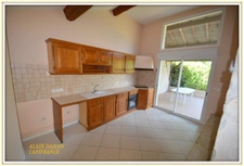 Dpt Lot et Garonne (47), à louer proche d' AGEN maison P4 de 85 m²  -Terrain clôturé