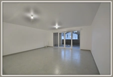 Dpt Gironde (33), à louer VILLENAVE D'ORNON appartement T3 de 78,51 m²  - Plain pied- 2 Places de parking