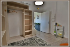À LOUER – BUREAU CONTEMPORAIN 41 M² – ZONE COMMERCIALE DYNAMIQUE