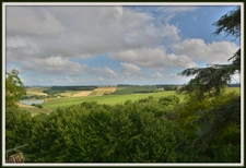 Dpt Lot et Garonne (47), à vendre proche d'AGEN proprieté P10 de 400 m² - Terrain de 11,00 Ha 