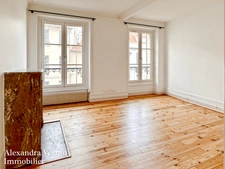 Appartement deux chambres refait à neuf centre ville