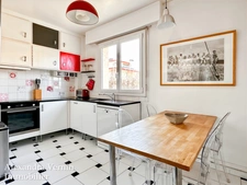 Appartement familial avec terrasse et parking quartier Forêt