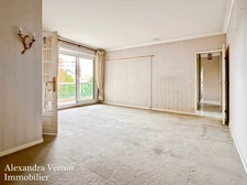 Appartement deux chambres terrasse, ascenseur, parking