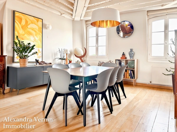 Magnifique duplex au sein d'un hôtel particulier rue de Lorraine