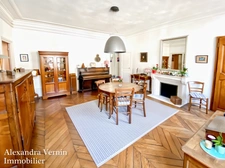 Appartement familial 3-4 chambres au pied du RER