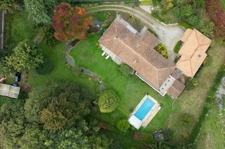 Architect-designed house for sale