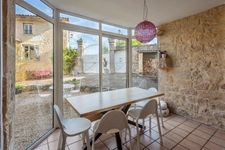 Maison à vendre 13 pièces  ()