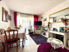APPARTEMENT 2 PIÈCES 49M2 AVEC TERRASSE ET PARKING 