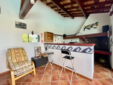 MAISON INDIVIDUELLE AVEC PISCINE ET APPARTEMENT INDÉPENDANT 