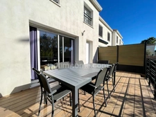 AIGUES-MORTES – VILLA RÉCENTE 4 PIÈCES AVEC EXTÉRIEUR ET PRESTATIONS MODERNES