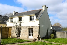 Maison à vendre 5 pièces PLONEOUR LANVERN (29) A rénover, Centre bourg sur 340 m2 de terrain