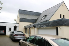A vendre magnifique maison d'architecte 10 pièces ERGUE GABERIC (29) 182 m2 avec 4 chambres