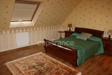 House for sale 7 rooms KERLAZ (29) 149 m2 on 713 m2 of land 4 bedrooms
