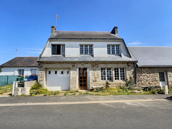 Maison à rénover 6 pièces PONT L'ABBE (29) avec 4 chambres d'environ 125 m2