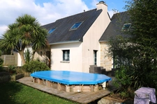 Maison à vendre 6 pièces avec piscine ELLIANT (29)