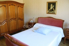 Belle néo bretonne à vendre LANDUDEC (29) Centre bourg 6 chambres sur 890 m2