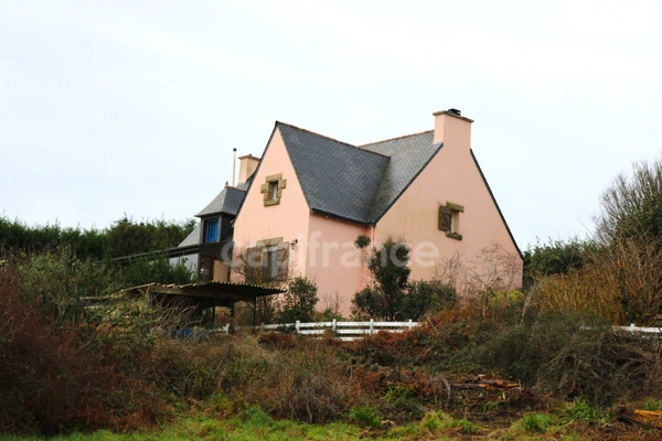 EXCLUSIVITE Propriete bord de mer, à vendre 10 pièces CAMARET SUR MER (29) Actuellement chambres d'hotes, 320 m2