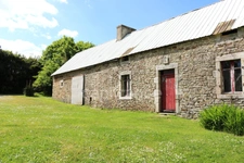 Maison à vendre PLONEIS (29)110 m2 avec 4 chambres et dépendances