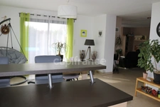 Maison à vendre 6 pièces avec piscine ELLIANT (29)