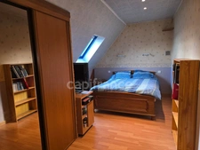 House for sale in Quimper (29), 4 bedrooms, 96 m² on a 1156 m² plot. Full basement.