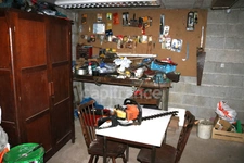 House for sale in Quimper (29), 4 bedrooms, 96 m² on a 1156 m² plot. Full basement.