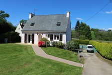 Maison à vendre QUIMPER (29) 4 chambres, 96 m2 sur terrain de 1156 m2 Sous sol complet