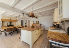 Maison en pierre rénovée – Belle vue sur la campagne