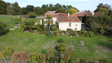 Maison en pierre rénovée – Belle vue sur la campagne