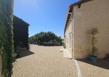 Maison en pierre rénovée – Belle vue sur la campagne
