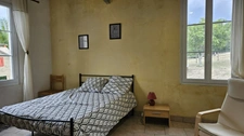 Maison en pierre rénovée – Belle vue sur la campagne