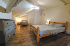Maison en pierre rénovée – Belle vue sur la campagne