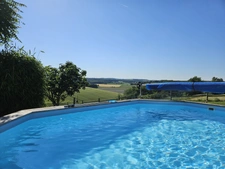 Maison en pierre rénovée – Belle vue sur la campagne