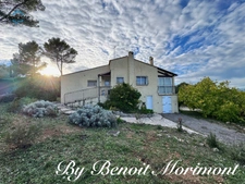 Maison de 83 m² à vendre 3 pièces TRANS EN PROVENCE (83)
