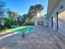 Maison contemporaine 5 pièces à vendre à NIMES (30000)